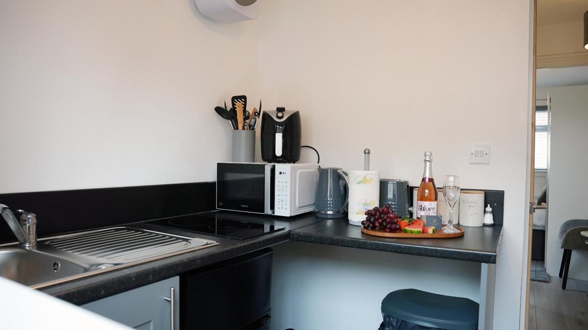 City Centre House, Parking With Ev, Free Wifi, Netflix Coventry Eksteriør billede