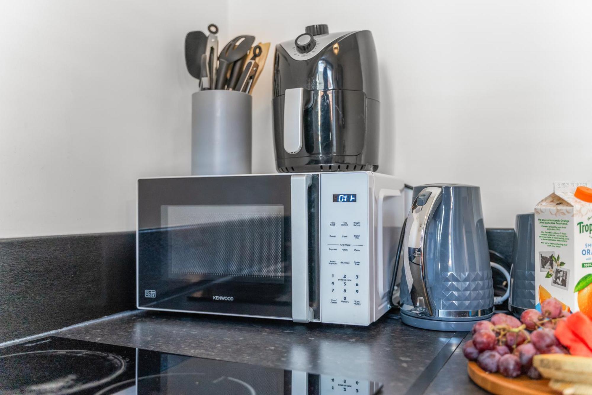 City Centre House, Parking With Ev, Free Wifi, Netflix Coventry Eksteriør billede